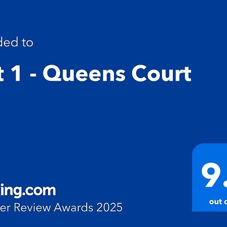 Apt 1 - Queens Court Скарборо Екстер'єр фото